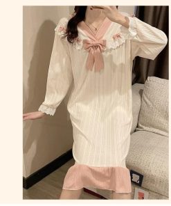 寝間着 韓国風 リボン付き 部屋着 長袖 大きいサイズ ワンピースパジャマ ルームウェア 女性 綿 パジャマ レディース ゆったり 春秋