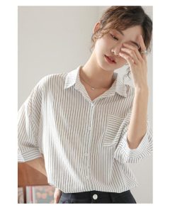 ブラウス レディース 40代 春夏 新作 韓国風 Vネック ブラウス 白 シフォン シャツ 半袖 トップス ブラウス 大人 通勤 30代 おしゃれ 50代 ゆったり