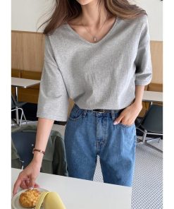 Tシャツ レディース 夏 半袖 綿 Vネック カットソー トップス シンプル 透けない おしゃれ コーデ UVカット きれいめ 40代 30代 20代 スリット