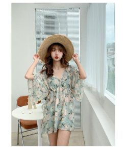 水着 レディース 3点セット 夏 小胸 バンドゥ 水着セット ビキニ パレオ 大きいサイズ リゾート パッド付き 韓国風 体型カバー 日焼け防止 30代 20代 50代 40代