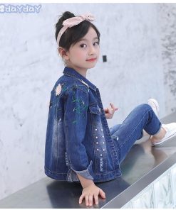 子供服 2点セットデニムジャケット+ジーンズ  女の子  キッズ  花柄刺繍 デニム Gジャン  長ズボン  ゆったり 学生服 春秋 ジュニア ファッション感